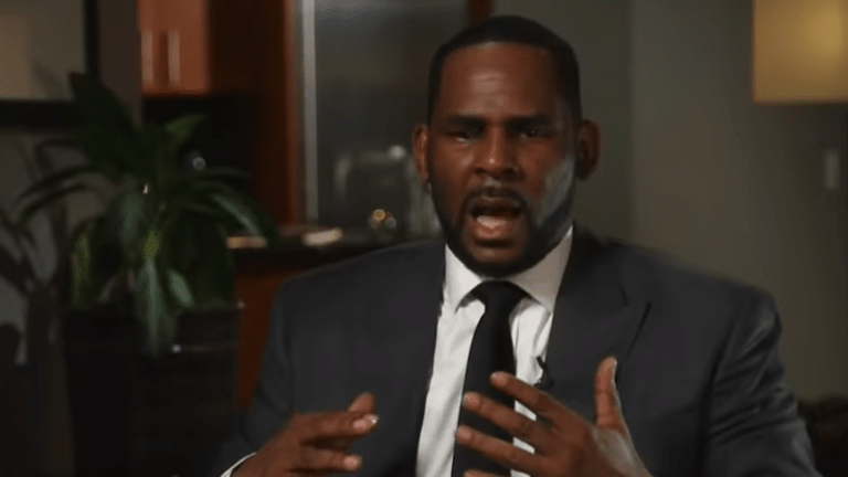 R. Kelly to answer to new bribery charge in Brooklyn court appear via video