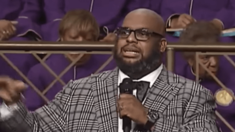 Pastor John Gray return to his church: 'I’ll see you this week coming and the next week after that'