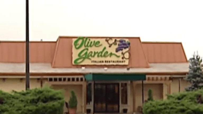 Olive Garden Says Manager No Longer Working At Company After